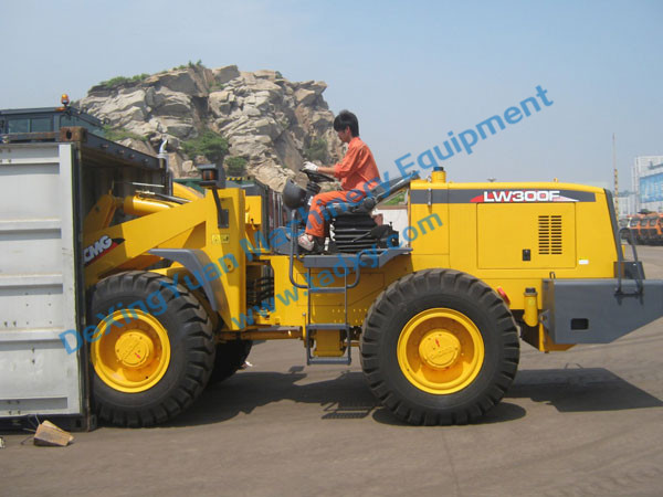 c鿴ԔϢ}3 ton Wheel Loader packing xΔ1557